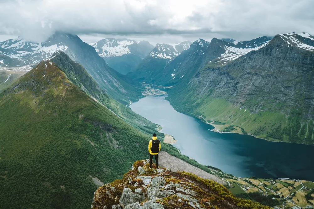 Saksa, Møre og Romsdal